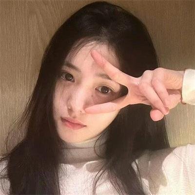 一个女人封面